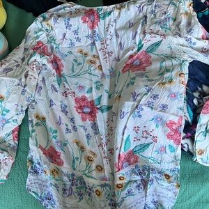 Old Navy Floral Shirt Medium